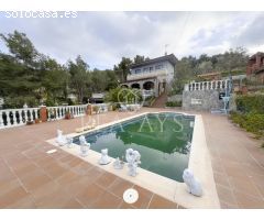 CASA CON POISCINA