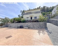 CASA EN VENTA - VALLIRANA