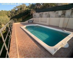 CASA EN VENTA - PISCINA - VALLIRANA