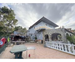 CASA CON POISCINA