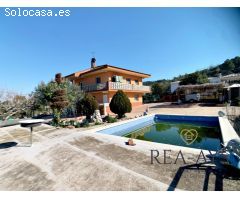CASA POSIBILIDAD PARA DOS FAMILIAS - PISCINA - VALLIRANA