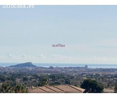 Parcela Llana de 800 m² con Agua y Luz en Entorno Exclusivo – Ideal para Construcción de Chalet