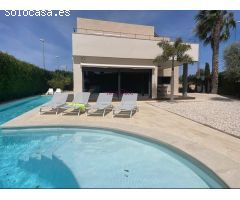 Una villa con alma viajera, lujo y diseño en cada rincón