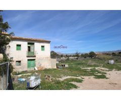 ???? Parcela Rústica con Vivienda para Reformar en Mutxamel – Más de 10.000 m² con Posibilidad de Co