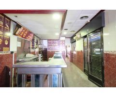 Oportunidad en Esquina: Local con Potencial de Vivienda
