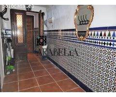 FABULOSA CASA INDEPENDIENTE DE 133M2 A UN PASO DE LA MEZQUITA!!!