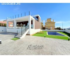 Villa de Lujo en Alquiler en Monforte del Cid, Alicante