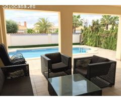 Villa de Lujo en Venta en Cabo Roig, Alicante