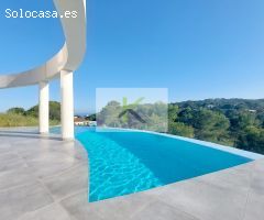 Exclusiva Villa Con Buenas vistas y Gran Amplitud!!