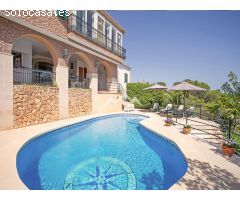 Hermosa Villa con vistas al mar en Santa Ponsa