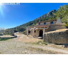 Finca Rústica con mucho encanto y licencia turística en Llucmajor