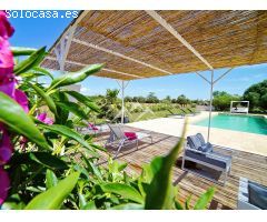 Finca Rústica de 16.718 m2 con vivienda de diseño y piscina en Campos