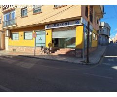 Se alquila local comercial actualmente uso oficinas en Calle Mayor de Churra