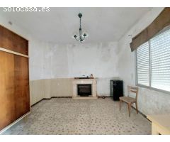 Casa con Terreno en Zarandona
