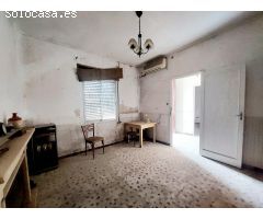 Casa con Terreno en Zarandona