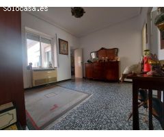 CASA DE DOS PLANTA Y TERRAZA EN EL BARRIO DEL PROGRESO