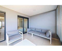 Apartamento en Punta Prima frente al mar