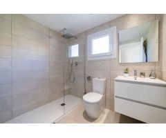 Apartamento en Punta Prima frente al mar