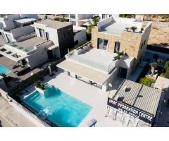 Chalet de lujo con vista al mar en Campoamor