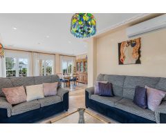 Villa en Venta en Elche de la Sierra, Alicante