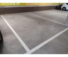 VENTA DE PLAZA DE GARAJE GRANDE EN EDIFICIO MONTERREY (CUARTE)