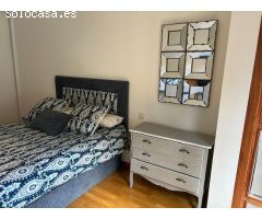Exclusivo apartamento en Calle Alfonso: elegancia, luz y ubicación inmejorable