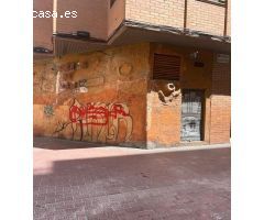 Excelente local en esquina en zona comercial de alta actividad – María Moliner, Zaragoza