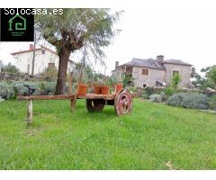 CASA MUY AMPLIA CON JARDÍN EN CATOIRA