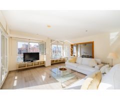 Se vende ático-dúplex en la zona del Camins al Grau con vistas a los campos de tenis