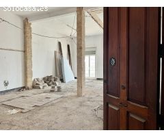 CASA PAREADO EN VENTA EN CALLE DEUGÈNIA VIÑES