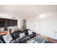 Atico duplex en venta en la zona de Penya-Roja