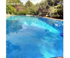 Alquiler de un chalet de 550m2 en Godella, Valencia