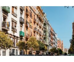Alquiler de Piso entre Mestalla y Aiora / Ayora de 3 habitaciones y 2 baños