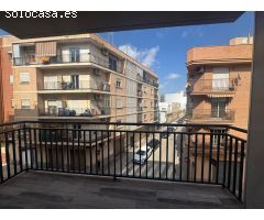 ¡Vivienda de 3 habitaciones con terraza, garaje y trastero en Benimàmet!