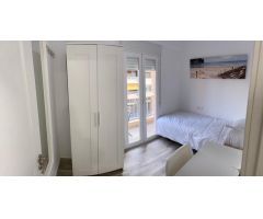 Amueblado y reformado piso de 3 habitaciónes en MalvaRossa