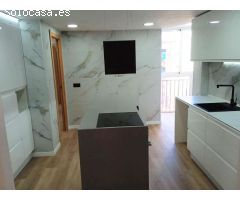 Venta de Piso Reformado en 6 Dormitorios en Zona Universitaria