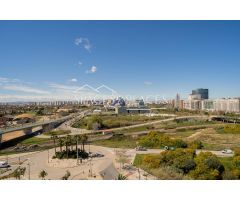 Piso en Venta en La Punta 4 Dormitorios con Piscina y Plaza de Garaje