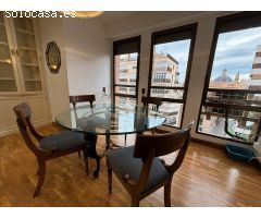El céntrico piso de 3 habitaciones en Ciutat Vella con vistas despejadas