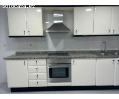 El piso de 4 habitaciones en Penya Roja