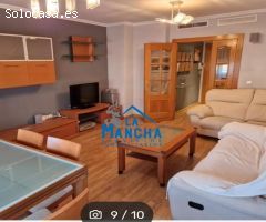 INMOBILIARIA LA MANCHA VENDE BONITO  PISO CON GARAJE Y TRASTERO EN ZONA FRANCISCANOS.