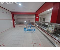 INMOBILIARIA LA MANCHA ALQUILA CON OPCION A COMPRA LOCAL COMERCIAL EN ZONA FERIA