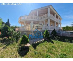 INMOBILIARIA LA MANCHA OFRECE EN VENTA EXCLUSIVO CHALET EN URBANIZACION AGUASOL