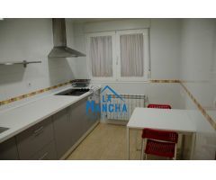 INMOBILIARIA LA MANCHA VENDE ADOSADO EN VILLAR DE CHINCHILLA