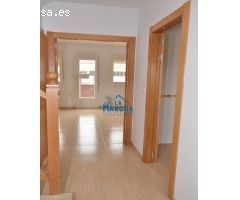 INMOBILIARIA LA MANCHA VENDE ADOSADO EN VILLAR DE CHINCHILLA