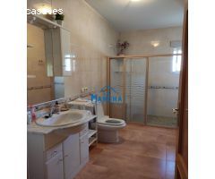 INMOBILIARIA LA MANCHA VENDE CASA EN VALDEGANGA.
