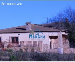 REF: Y094. INMOBILIARIA LA MANCHA VENDE ESPECTÁCULAR FINCA EN HOYA GONZALO.