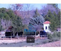 REF: Y094. INMOBILIARIA LA MANCHA VENDE ESPECTÁCULAR FINCA EN HOYA GONZALO.