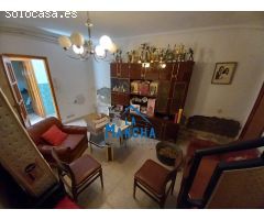 REF:Y095. INMOBILIARIA LA MANCHA VENDE CASA INDEPENDIENTE PARA REFORMAR EN BARRIO SAN PEDRO.