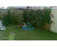 INMOBILIARIA LA MANCHA VENDE ADOSADO EN LAS CASAS DE JUAN NUÑEZ