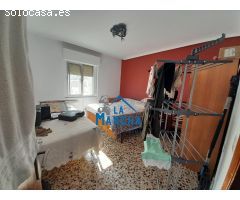 INMOBILIARIA LA MANCHA VENDE CASA DE DOS PLANTAS EN ZONA PEDRO LAMATA